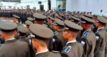 How much does a Military Police major earn